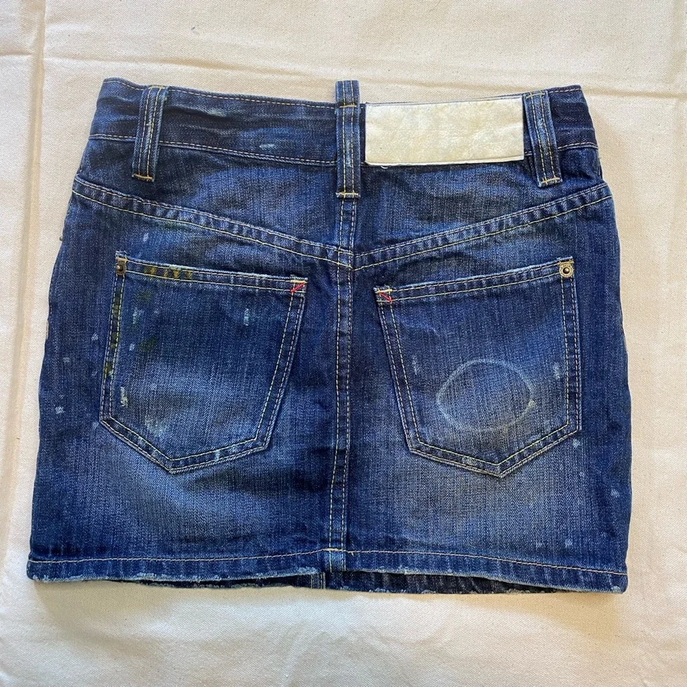 Dsquared2 Distressed Dark Wash Denim Mini Skirt Embroidered High Waist Y2K - Picture 2 of 9